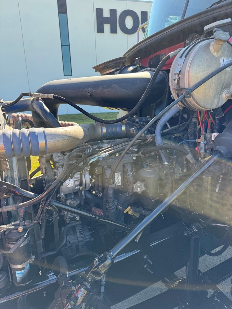 2007 MACK CXN613 - USED TRUCKS DAY CAB - image 9